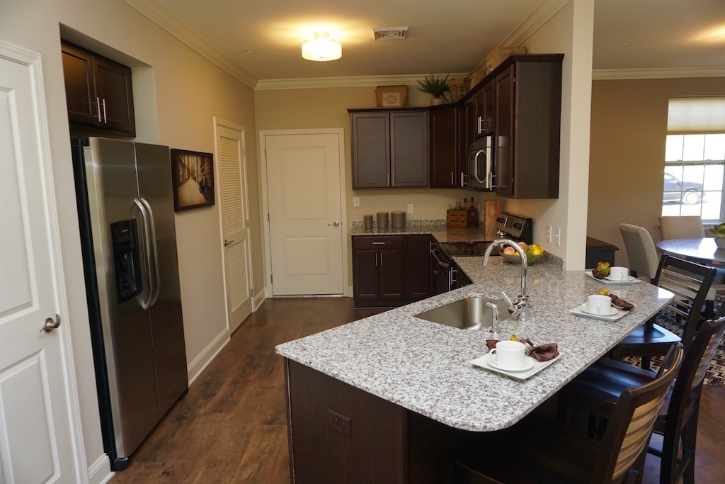 Highland Creek Apartments | image 8