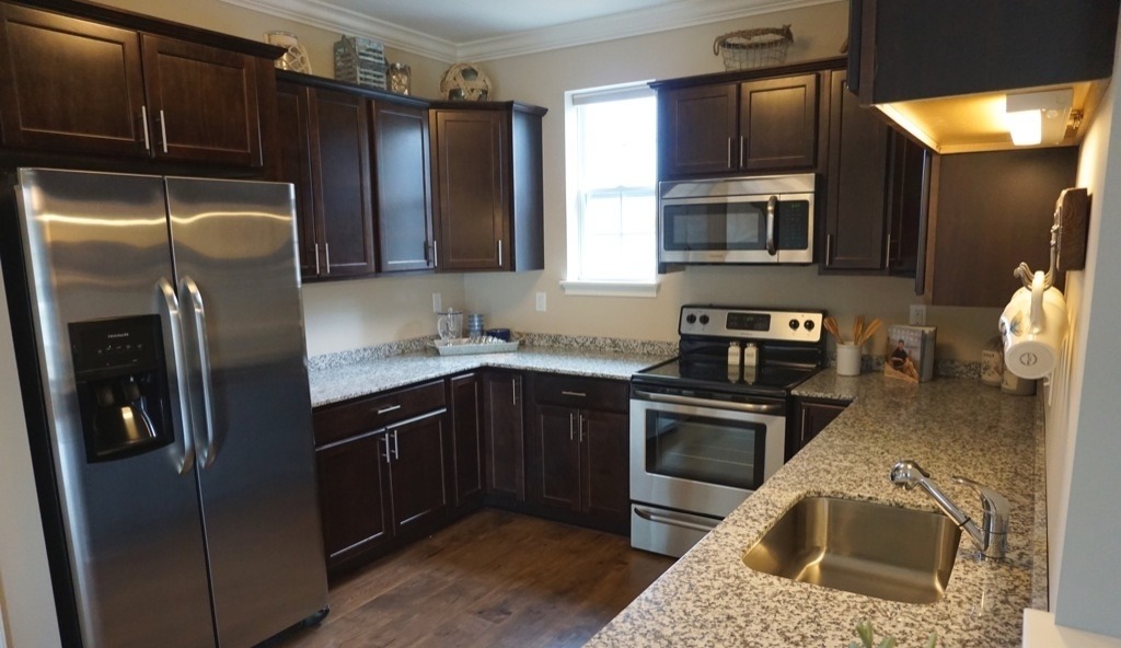 Parkside Village Apartments | image 8